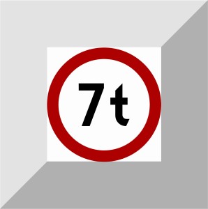 Tablica zakaz wjazdu pojazdów o rzeczywistej masie całkowitej ponad 7t